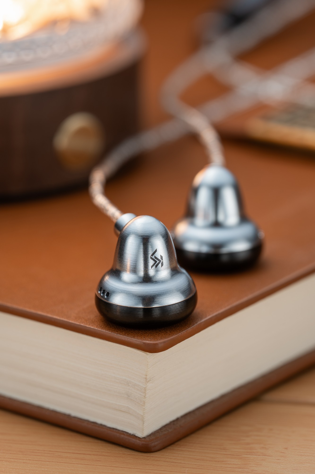 Temperament Little Black Bell X6S Hi-Fi Flathead Earbuds