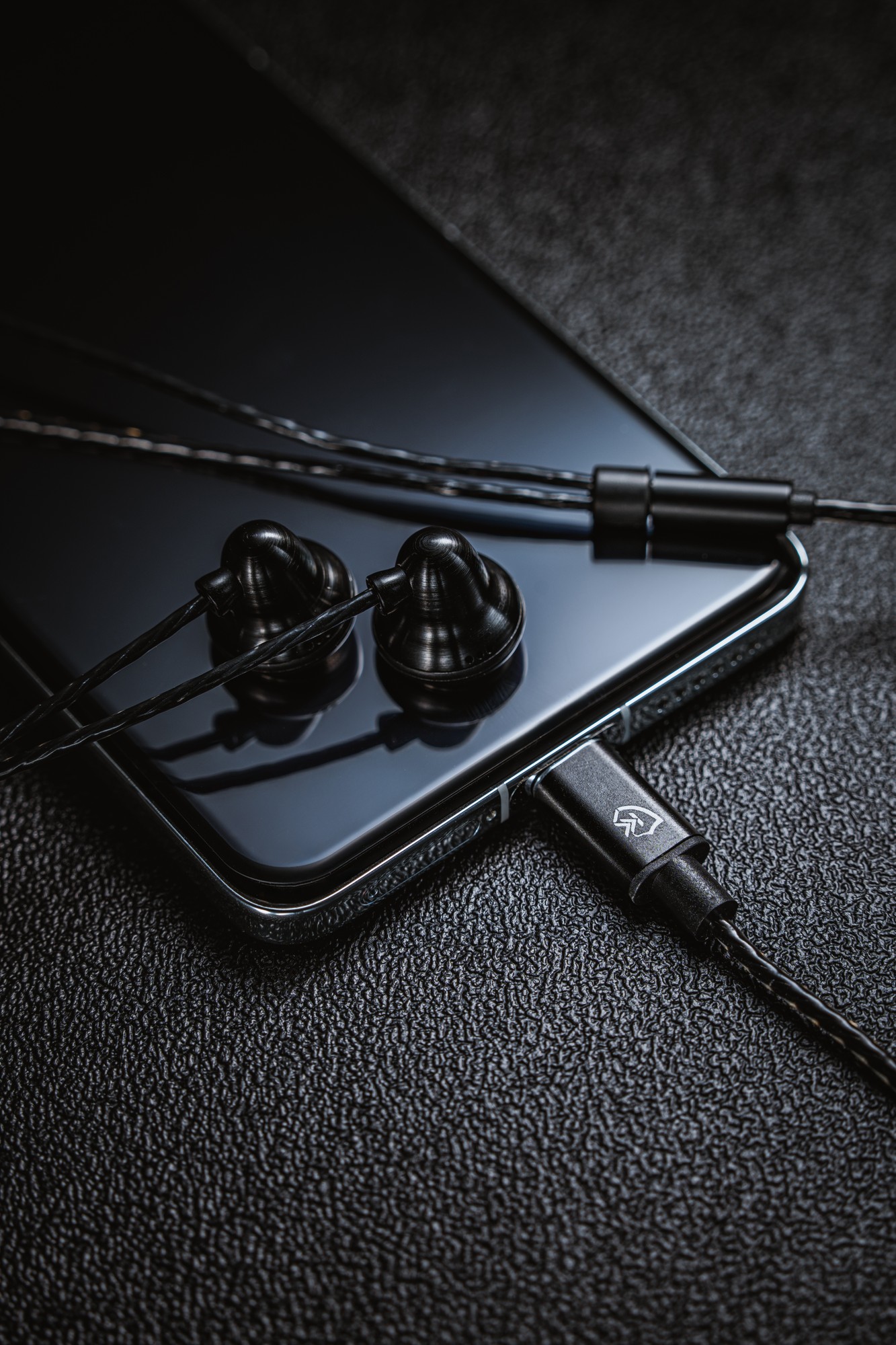 Temperament Little Black Bell X6 Type-C Flathead Earbuds (with Mic)